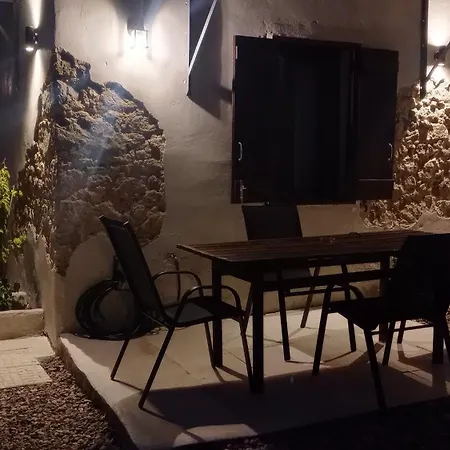 Efi -the Old Stone Barn דירה